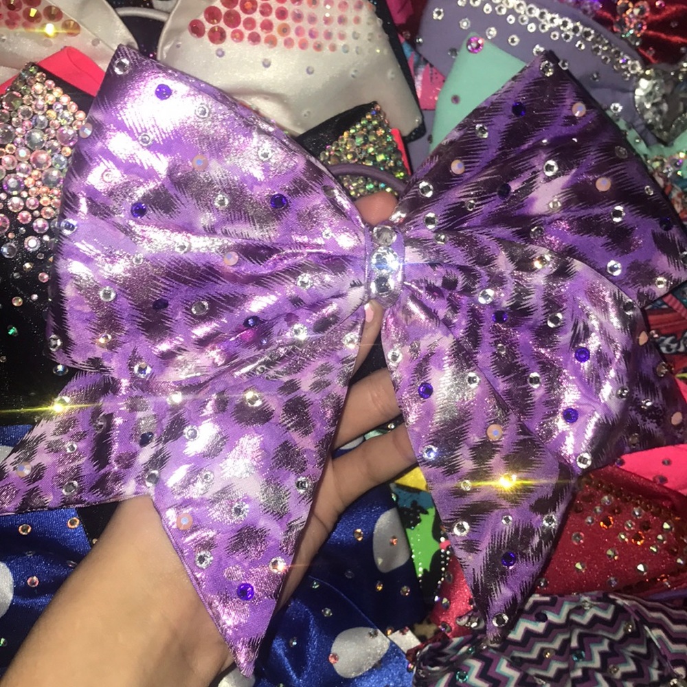 purple vegas bow!💜